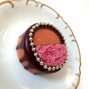 Cake #5 by Shiri Phillips 