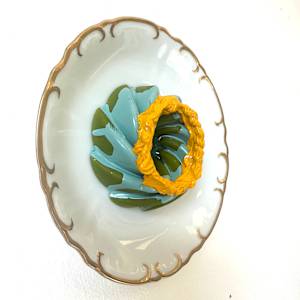 Cake #8 by Shiri Phillips 