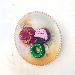 Cakes at Home by Shiri Phillips 