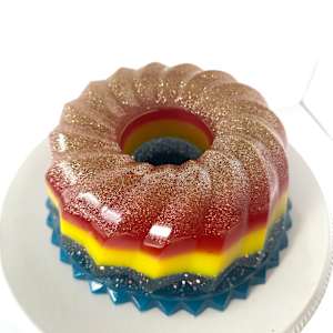 Large Bundt 4 by Shiri Phillips 