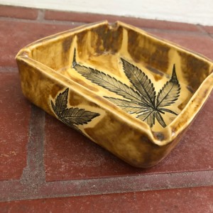 Warm Honey 5 leaf box by Nell Eakin 