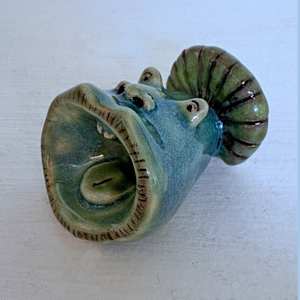 Screaming Green MeMe by Nell Eakin 