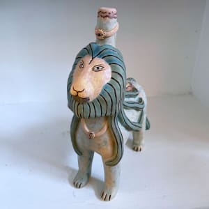 Thaddeus, a meditative lion pipe by Nell Eakin 