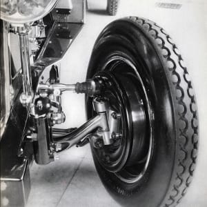 Suspension 1930 by Maurice Tabard