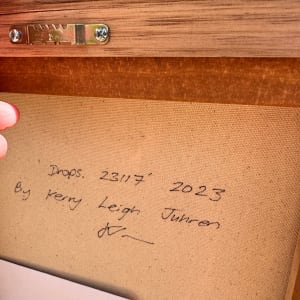 Drops. 23117 by Kerry Leigh 