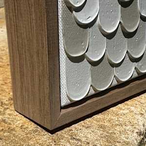 Drops. 25007 by Kerry Leigh 