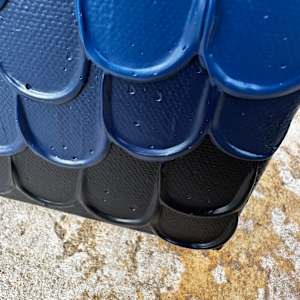 Layers. 25001 by Kerry Leigh 