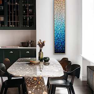 Drops. 25016 by Kerry Leigh 