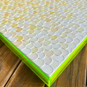 Drops. 24033 by Kerry Leigh 