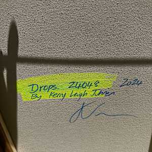 Drops. 24048 by Kerry Leigh 