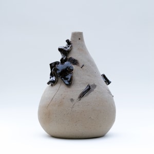wild pigment vase: limonite by emma estelle chambers 