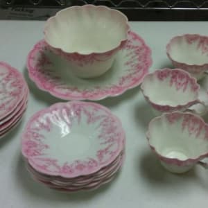 20 Piece Tea Set with Pink Design by Bridgewood