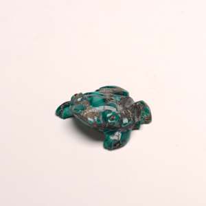 Frog by Julius Yuselew