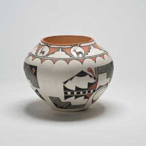 Deer Pot, Clay, Polychrome by Bernadette Chavez  Image: Deer pot by Bernadette Chavez
