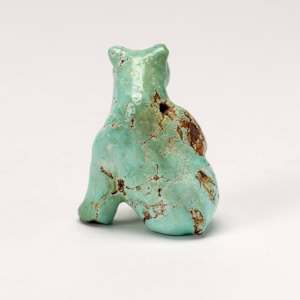 Fred Bowannie,  Seated Bear, Turquoise by Fred Bowannie (1950-)  Image: Fred Bowannie,  Seated Bear, Turquoise