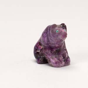 Fred Bowannie, Seated Bear, Sugalite by Fred Bowannie (1950-)  Image: Fred Bowannie, Seated Bear, Sugalite