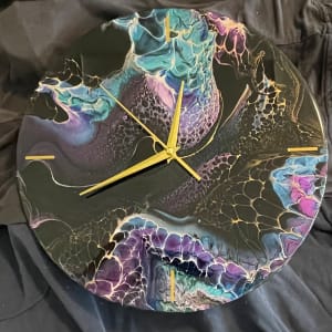 Vinyl Clock by Maureen Laxpati