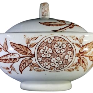 Brighton by Brownhills Pottery Co.  Image: Side