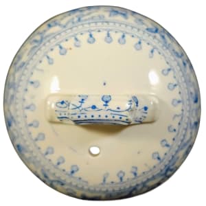 Albany by Thomas Furnival & Sons  Image: Lid