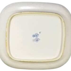 Unnamed (Floating Cartouches) by Worcester Royal Porcelain Co. 