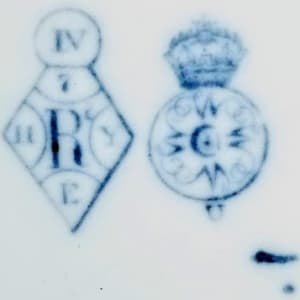 Unnamed (Floating Cartouches) by Worcester Royal Porcelain Co. 