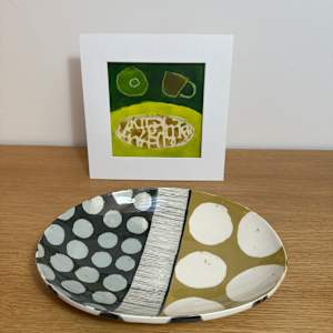 Still life with cup and bowl by Chrissie Richards 