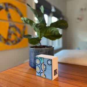 Fab by Anne Burtt  Image: Fab on Table - Side