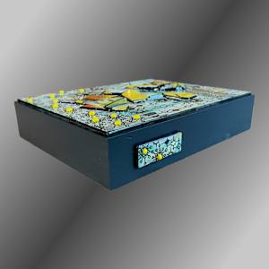 Crossroads by Anne Burtt  Image: Crossroads Side