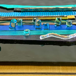 Gold Surround by Anne Burtt  Image: Gold Surround Close Up