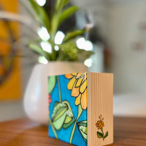 Refresh by Anne Burtt  Image: Refresh on Table - Side