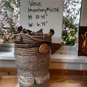 Vase by Rumiko "Rumi"  Tsuda Estate, Image 1.