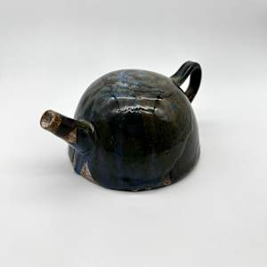 Hidden Teapot by Rumiko "Rumi"  Tsuda Estate, Image 3.