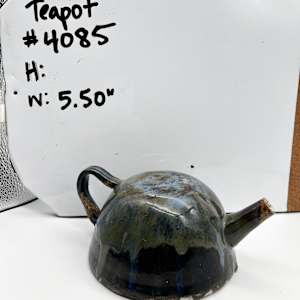 Hidden Teapot by Rumiko "Rumi"  Tsuda Estate, Image 4.