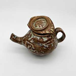 Leaf Teapot by Rumiko "Rumi"  Tsuda Estate, Image 3.