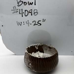 Bowl by Rumiko "Rumi"  Tsuda Estate, Image 1.