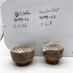 Bowl with Lip by Rumiko "Rumi"  Tsuda Estate, Image 1.