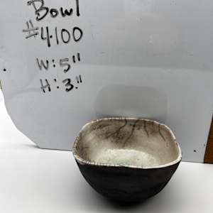 Bowl by Rumiko "Rumi"  Tsuda Estate, Image 1.