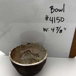 Bowl by Rumiko "Rumi"  Tsuda Estate, Image 1.