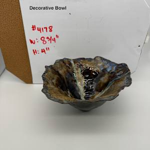 Bowl by Rumiko "Rumi"  Tsuda Estate, Image 2.