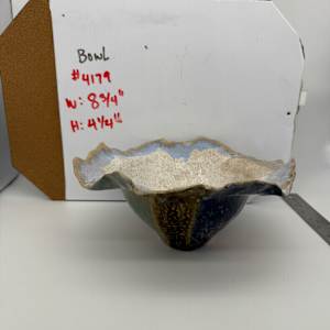 Bowl by Rumiko "Rumi"  Tsuda Estate, Image 4.