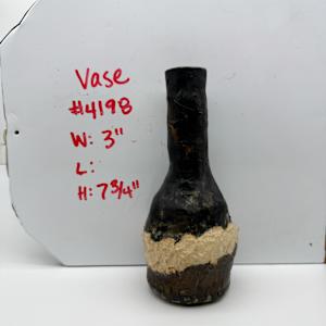 Vase by Rumiko "Rumi"  Tsuda Estate, Image 2.