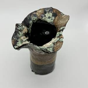 Vase by Rumiko "Rumi"  Tsuda Estate, Image 4.