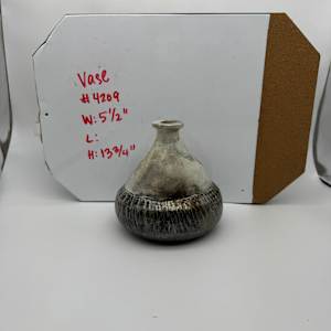 Vase by Rumiko "Rumi"  Tsuda Estate, Image 1.