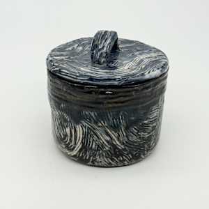 Vessel by Rumiko "Rumi"  Tsuda Estate, Image 5.