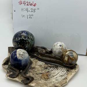 Sculpture Spheres by Rumiko "Rumi"  Tsuda Estate, Image 1.