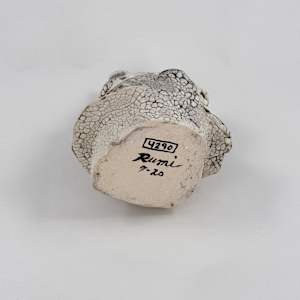 Vase by Rumiko "Rumi"  Tsuda Estate, Image 2.