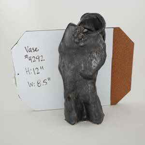 Vase by Rumiko "Rumi"  Tsuda Estate, Image 2.