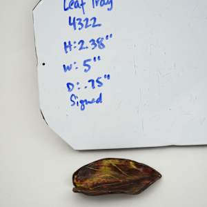 Leaf Tray by Rumiko "Rumi"  Tsuda Estate, Image 1.