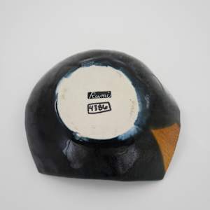 Bowl by Rumiko "Rumi"  Tsuda Estate, Image 4.