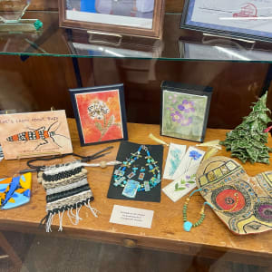 Let's Learn About Bugs by Shelley Crouch 